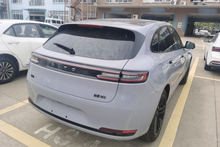 Used Hima AITO M5 2025 Extended-Range Ultra All-Wheel-Drive Version Rear Right 45 Deg