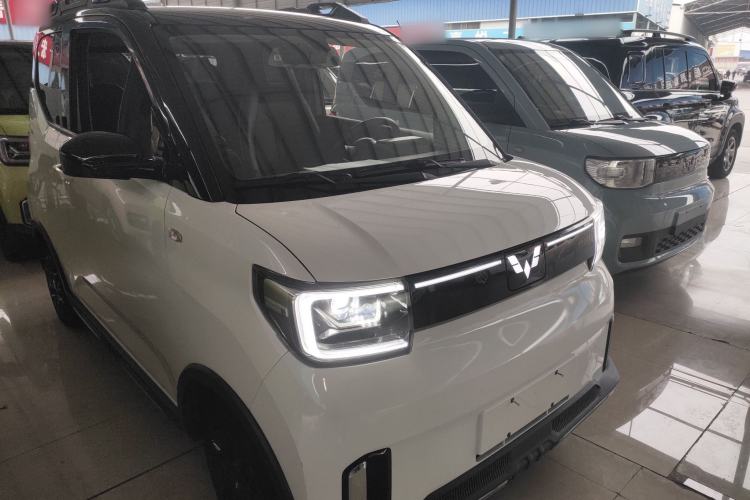 Used Wuling Hongguang MINIEV 2022 GAMEBOY 200km Gaming Edition with Lithium Iron Phosphate Exterior 1