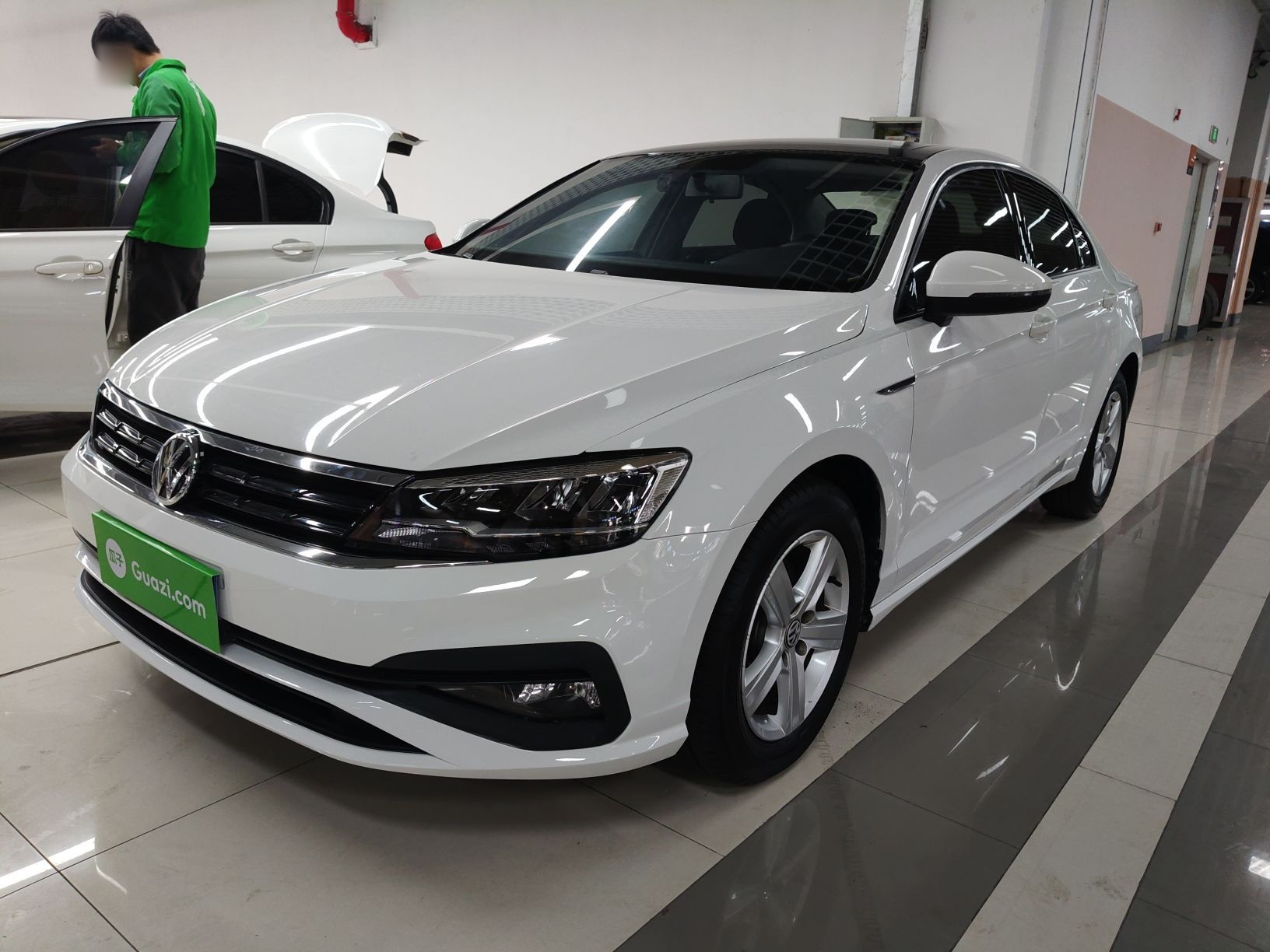 Parte inferior delantera