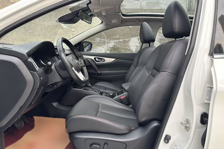 Used Nissan Qashqai 2022 2.0L CVT XV Premier Luxury Edition Interior 5