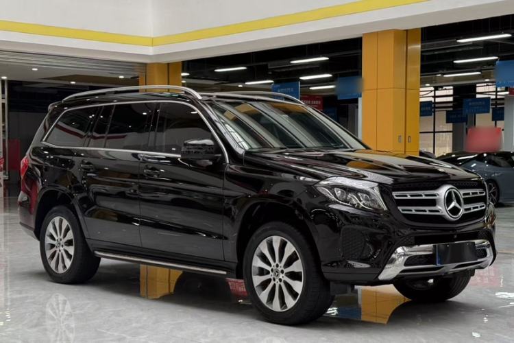 Used Mercedes-Benz GLS 2017 GLS 400 4MATIC Fashion Edition
