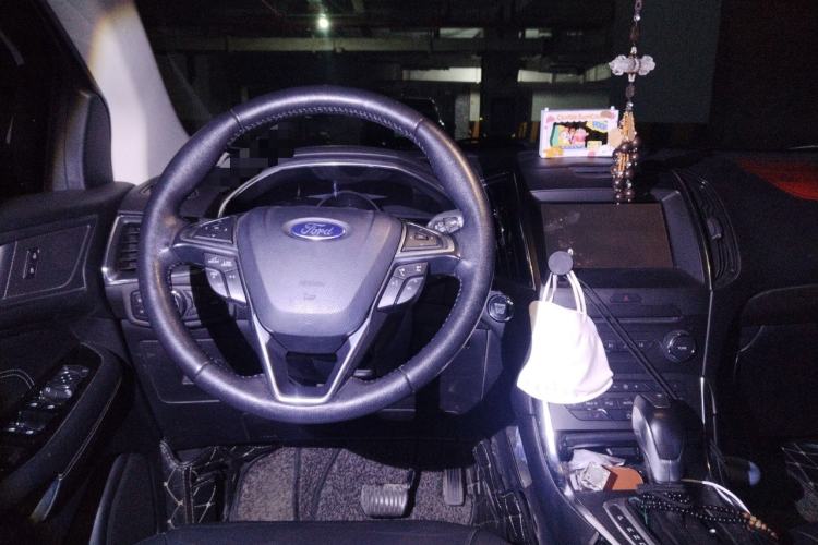 Used Ford Edge 2018 EcoBoost 245 Two-Wheel-Drive Titanium 7-Seater China V Standard
