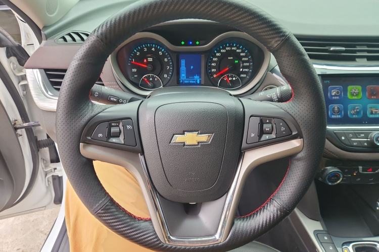Used Chevrolet Malibu 2018 530T Automatic Luxury Edition Steering Wheel
