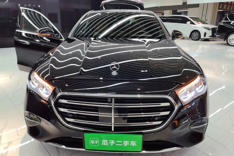 Used Mercedes-Benz E-Class New Energy 2024 E 350 e L Plug-in Hybrid Sedan
