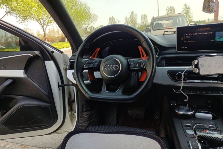 Used Audi A4L 2019 45 TFSI quattro Sport model China VI standard