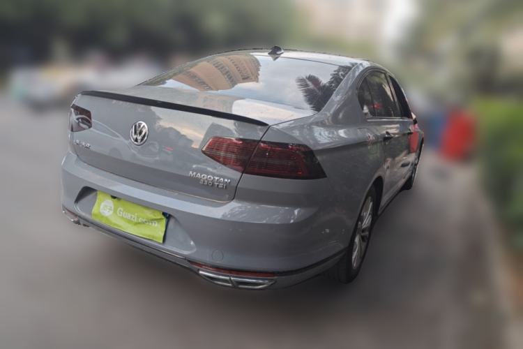 Used Volkswagen Magotan 2017 330TSI DSG Luxury Model
