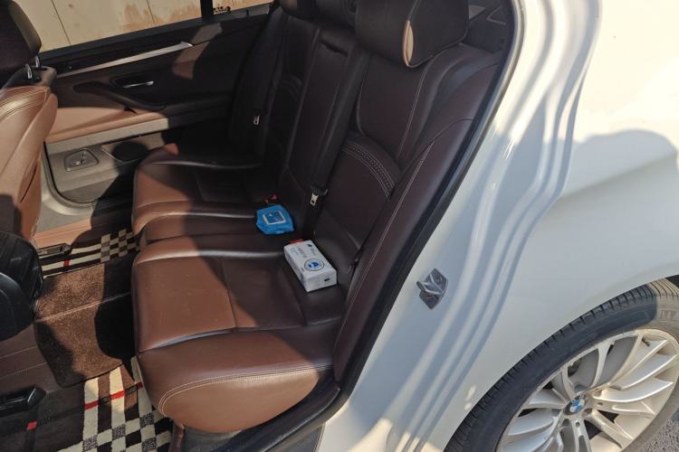 Used BMW 5 Series 2014 525Li Luxury Design Package