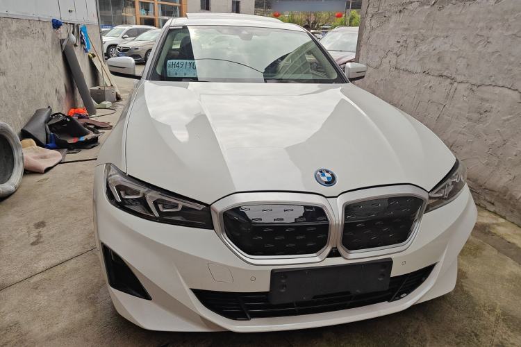 Used BMW i3 2022 eDrive 35 L

