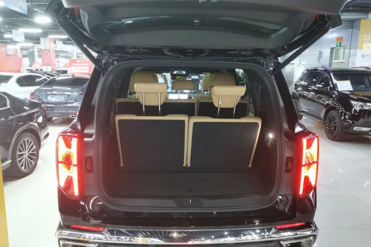 Used GAC Trumpchi ES9 2024 PHEV with 143 km Max Trunk