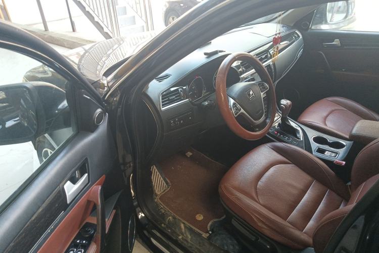 Used Zotye T600 2015 2.0T DCT Luxury Version