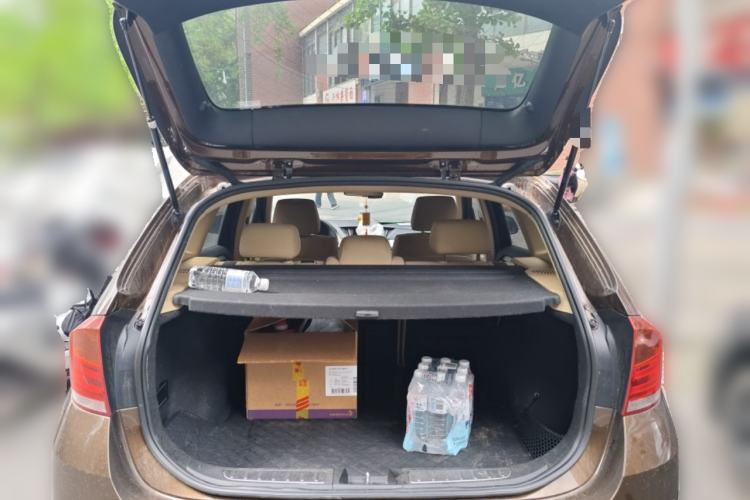 Used BMW X1 2014 sDrive18i Leading Model Trunk