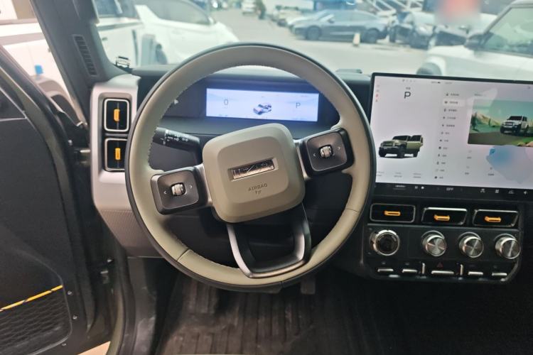 Used iCAR V23 2025 501 Four-Wheel Drive Intelligent Driving Version