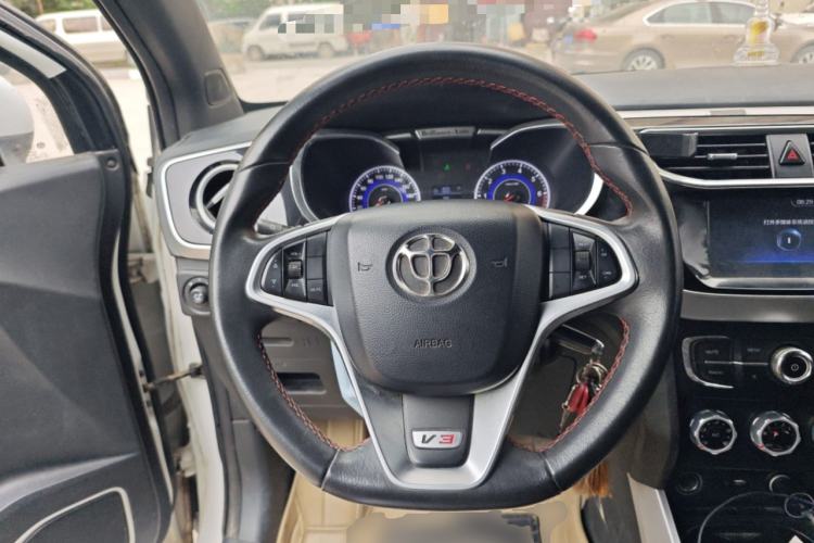 Used Brilliance V3 2015 1.5L Manual Elite Model Steering Wheel