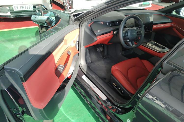 Used Xiaomi Auto SU7 2024 Rear-Drive Long-Range Intelligent Driving Version