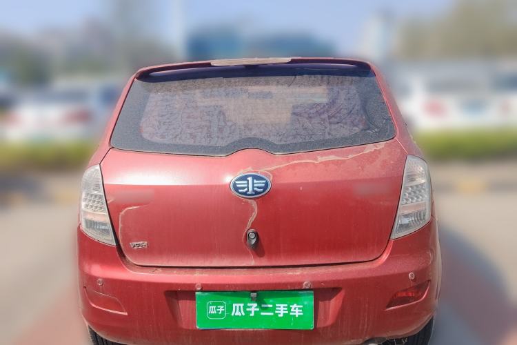 Used FAW Weizhi V2 2010 1.3L Manual Luxury Version
