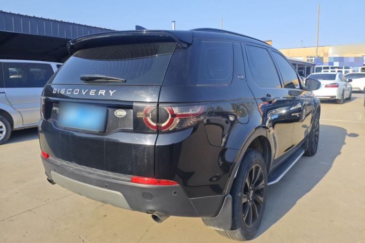 Used Land Rover Discovery Sport 2018 240 PS SE Version Rear Right 45 Deg
