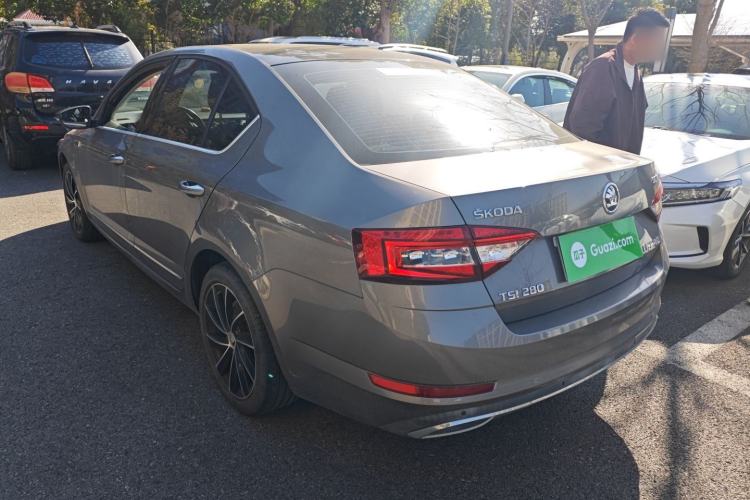 Used Skoda Octavia 2018 TSI280 DSG Luxury Edition
