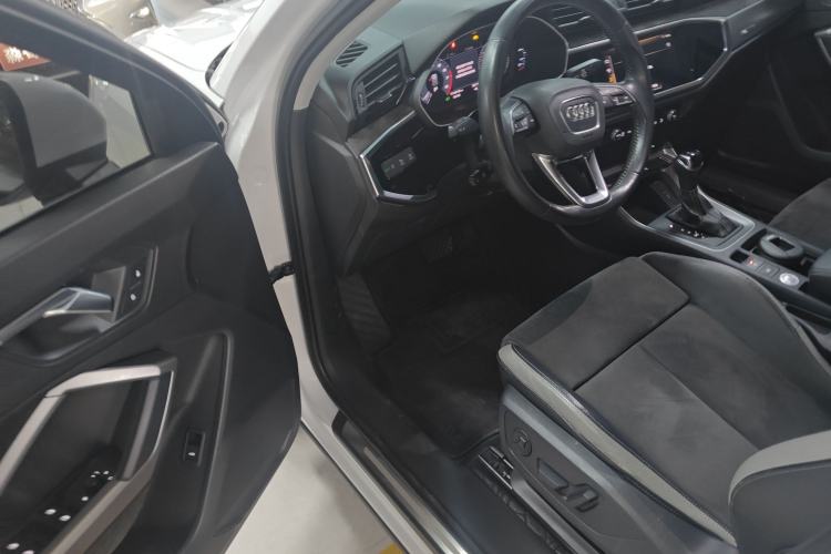 Used Audi Q3 2019 35 TFSI Advanced Dynamic Edition