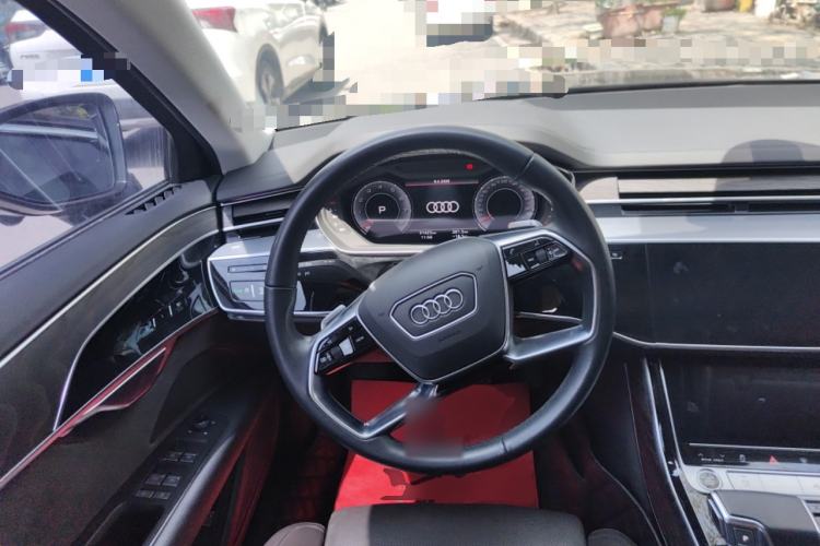 Used Audi A8 2022 A8L 50 TFSI quattro Comfort Edition Collector's Model Steering Wheel