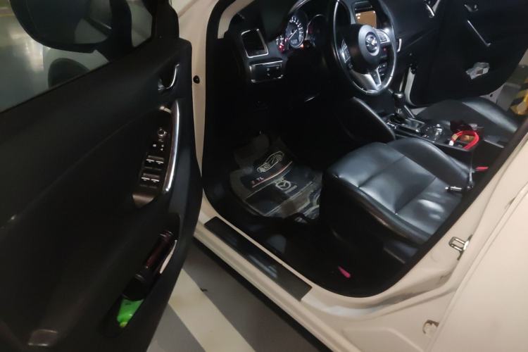 Used Mazda CX-5 2015 2.5L Automatic 4x4 Flagship Model
