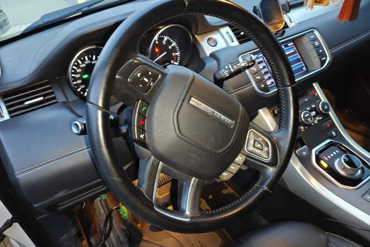 Used Land Rover Range Evoque 2013 2.0T 5-Door YAOZHI Edition Steering Wheel