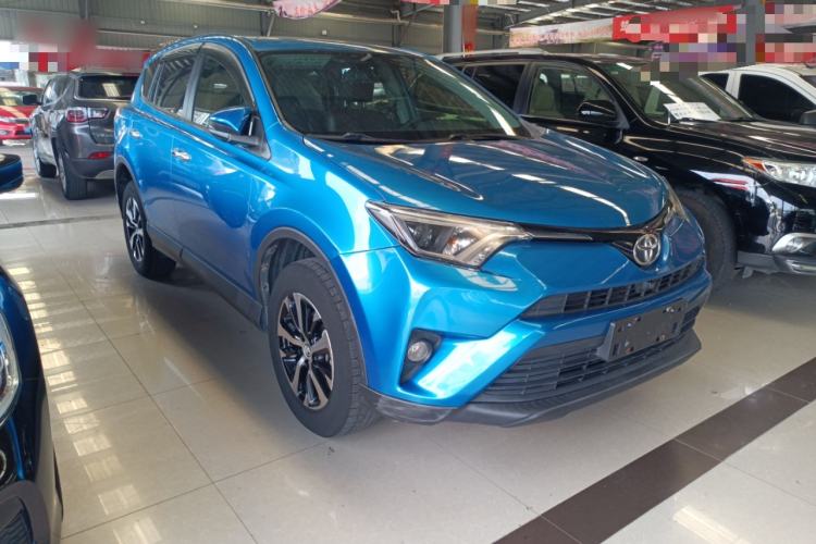 Used Toyota RAV4 2016 2.0L CVT Two-Wheel Drive Fashion Edition China V Standard