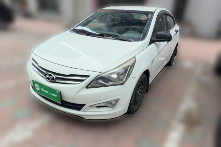 Used Hyundai Verna (older generation) 2014 1.4L Manual Smart GLS Trim
