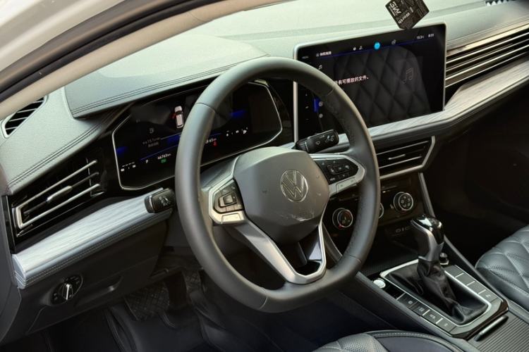 Used Volkswagen Sagitar 2023 280TSI DSG Beyond Lite Edition Steering Wheel