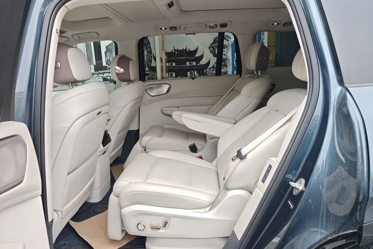 Used Lynk & Co 900 2025 2.0T Ultra Left Rear Seat