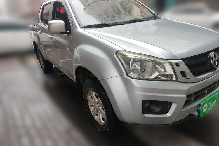 Used Isuzu JLM 2017 2.0T Two-Wheel Drive Advanced Version 4K21D4T Front Right 45 Deg