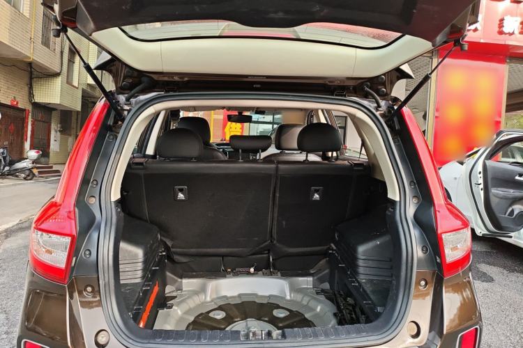 Used Geely Auto Vision X6 2016 1.3T CVT Flagship Model
