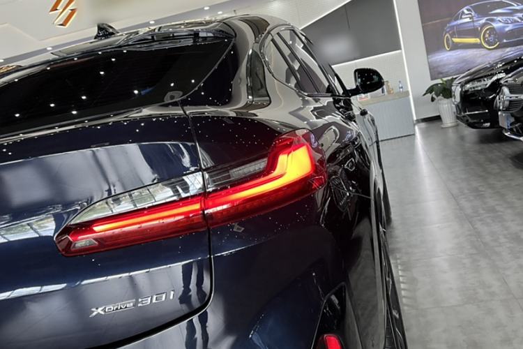 Used BMW X4 2022 xDrive 30i M Sport Package