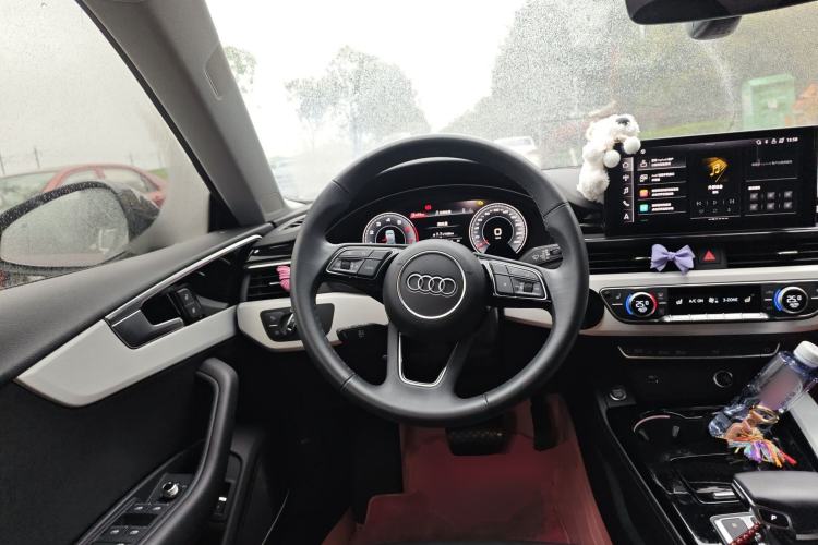 Used Audi A5 2023 Sportback 40 TFSI quattro Luxury Dynamic Edition Steering Wheel