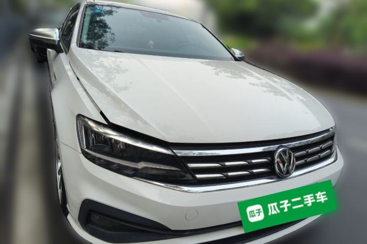 Used Volkswagen Lamando 2019 230TSI DSG Fashion Edition China V Standard Front Right 45 Deg