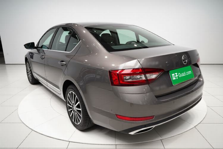 Used Skoda Octavia 2018 TSI230 DSG Luxury Edition