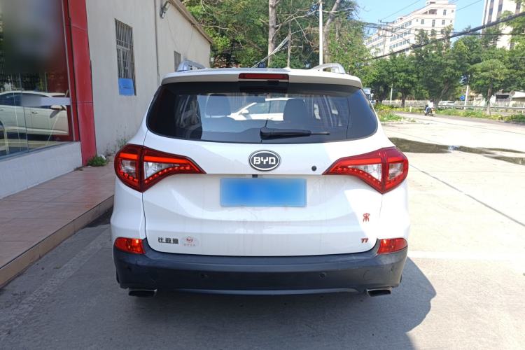 Used BYD Song 2016 GaiShi Edition 1.5TI Manual Elite Model Rear