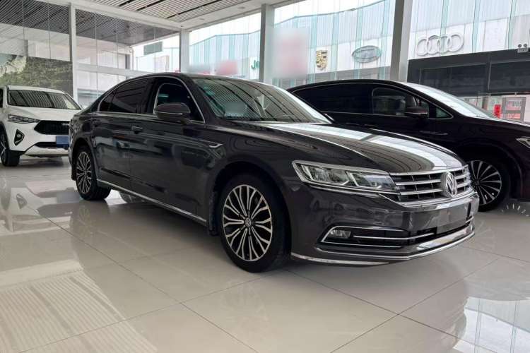 Used Volkswagen Phideon 2018 Revised Version 380TSI Two-Wheel Drive Business Edition
