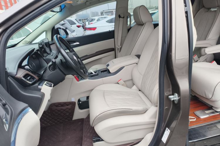 Used Buick GL8 2023 Land Executive Class 652T Luxury Model Left Front Seat