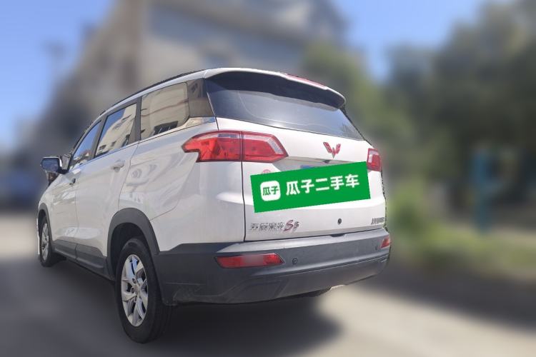 Used Wuling Hongguang S3 2018 1.5L Manual Comfort Model China V Standard