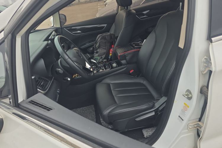 Used BYD Song MAX 2019 1.5T Automatic Smart Connect Ruiyi Sunroof Model 7 Seats China VI Standard Left Front Seat