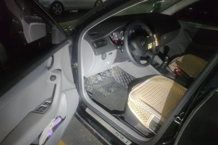 Used Skoda Octavia 2015 1.6L Manual Yijie Edition