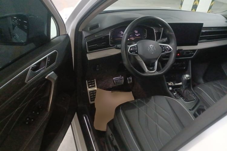 Used Volkswagen Tiguan L 2023 Restyled 330TSI Automatic Two-Wheel Drive R-Line Enhanced Comfort Version