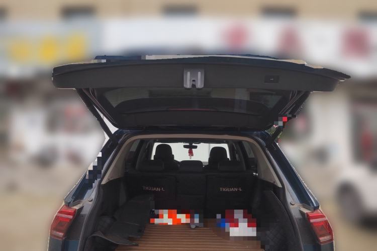 Used Volkswagen Tiguan L 2022 330TSI Automatic Two-Wheel Drive R-Line Enhanced Edition
