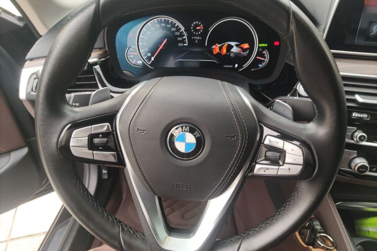 Used BMW 5 Series 2018 Facelifted 530Li xDrive Luxury Package