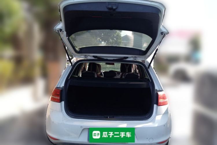 Used Volkswagen Golf 2016 230TSI Automatic Comfort Version Trunk