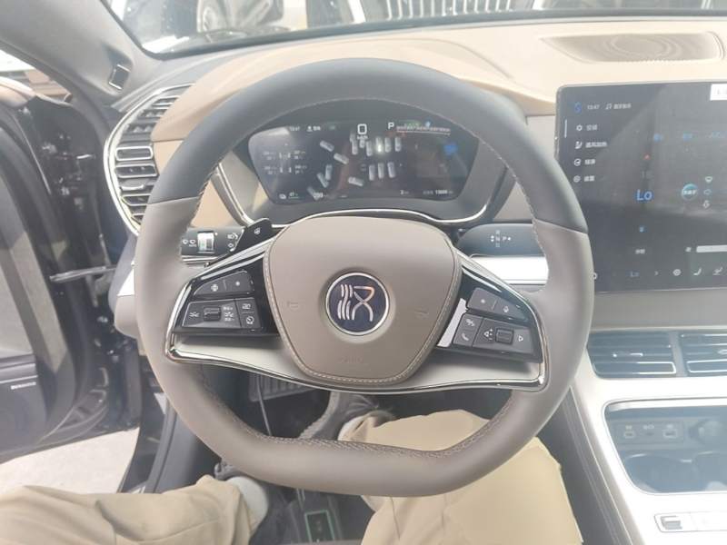 Used BYD Han 2025 Model EV Intelligent Driving Edition 635KM Flagship — 10
