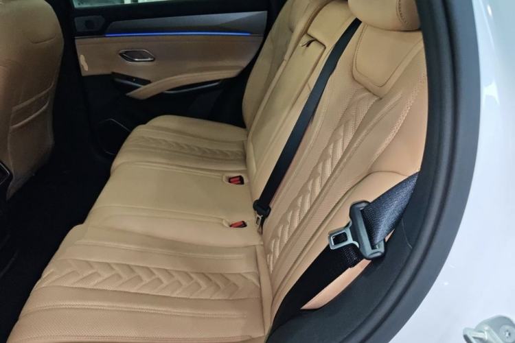 Used BYD Song L DM-i 2025 Intelligent Driving Version 160 km Beyond-Range Type