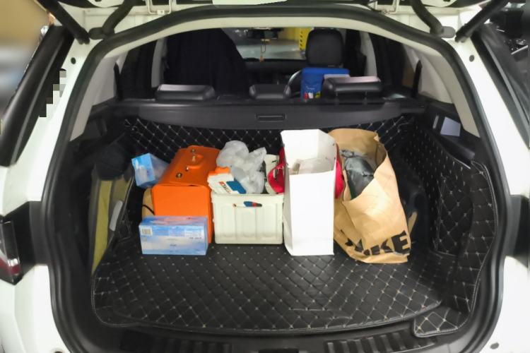 Used Land Rover Discovery Sport 2017 2.0T SE Trunk