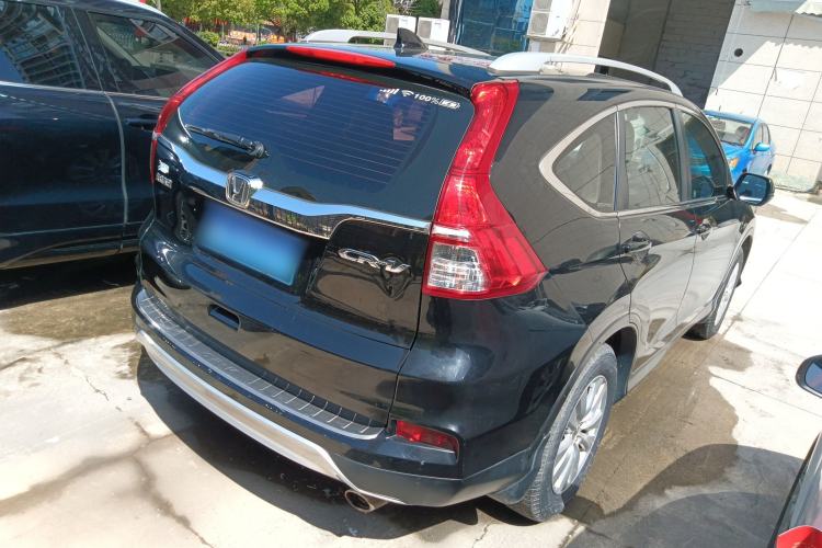 Used Honda CR-V 2015 2.0L two-wheel drive urban version