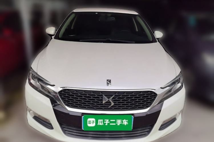 Used DS 5LS 2015 1.6T Comfort Edition THP160 Front